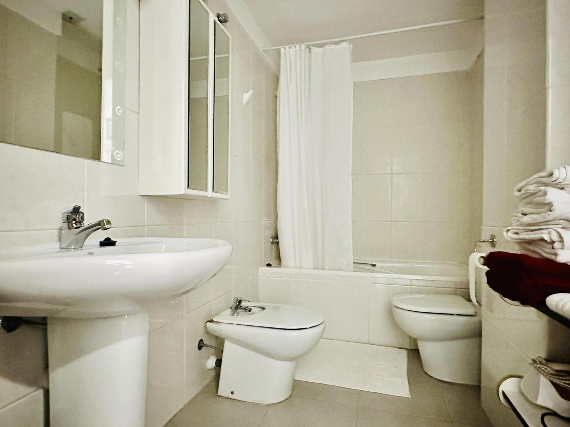 Appartement 3390 Maritim B 1-a. A Primera Linea De Mar, En Corazon Mismo De A Tocar De La Playa - Es-258-147 Roses
