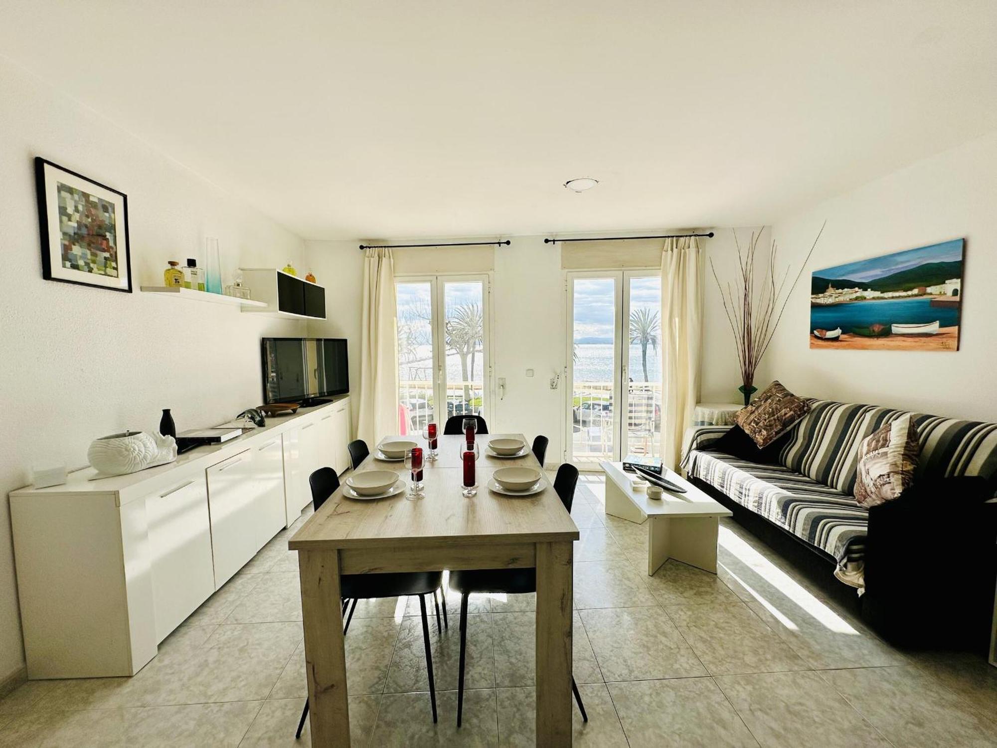 3390 Maritim B 1-a. A Primera Linea De Mar, En Corazon Mismo De A Tocar De La Playa - Es-258-147 Appartement *
